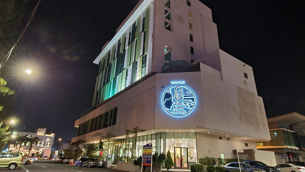 Swan Garden Hotel Malacca Esterno foto