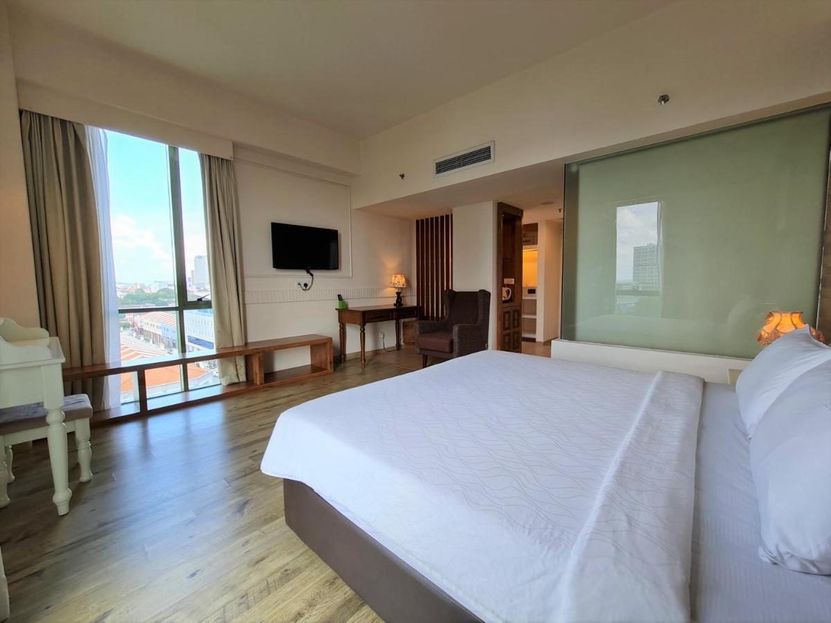 Swan Garden Hotel Malacca Esterno foto