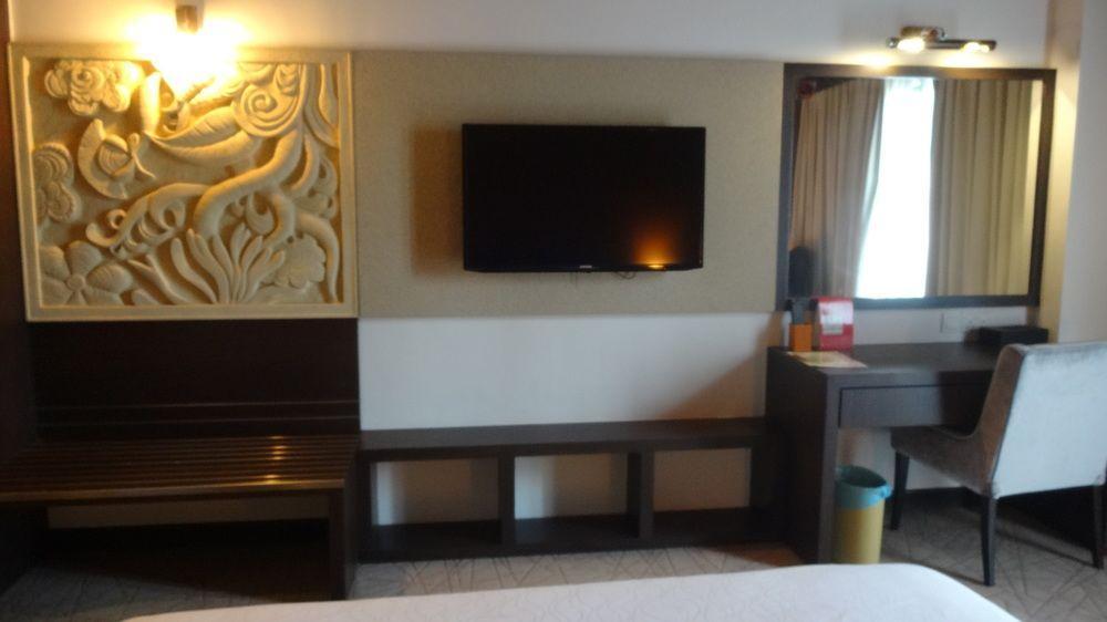 Swan Garden Hotel Malacca Esterno foto